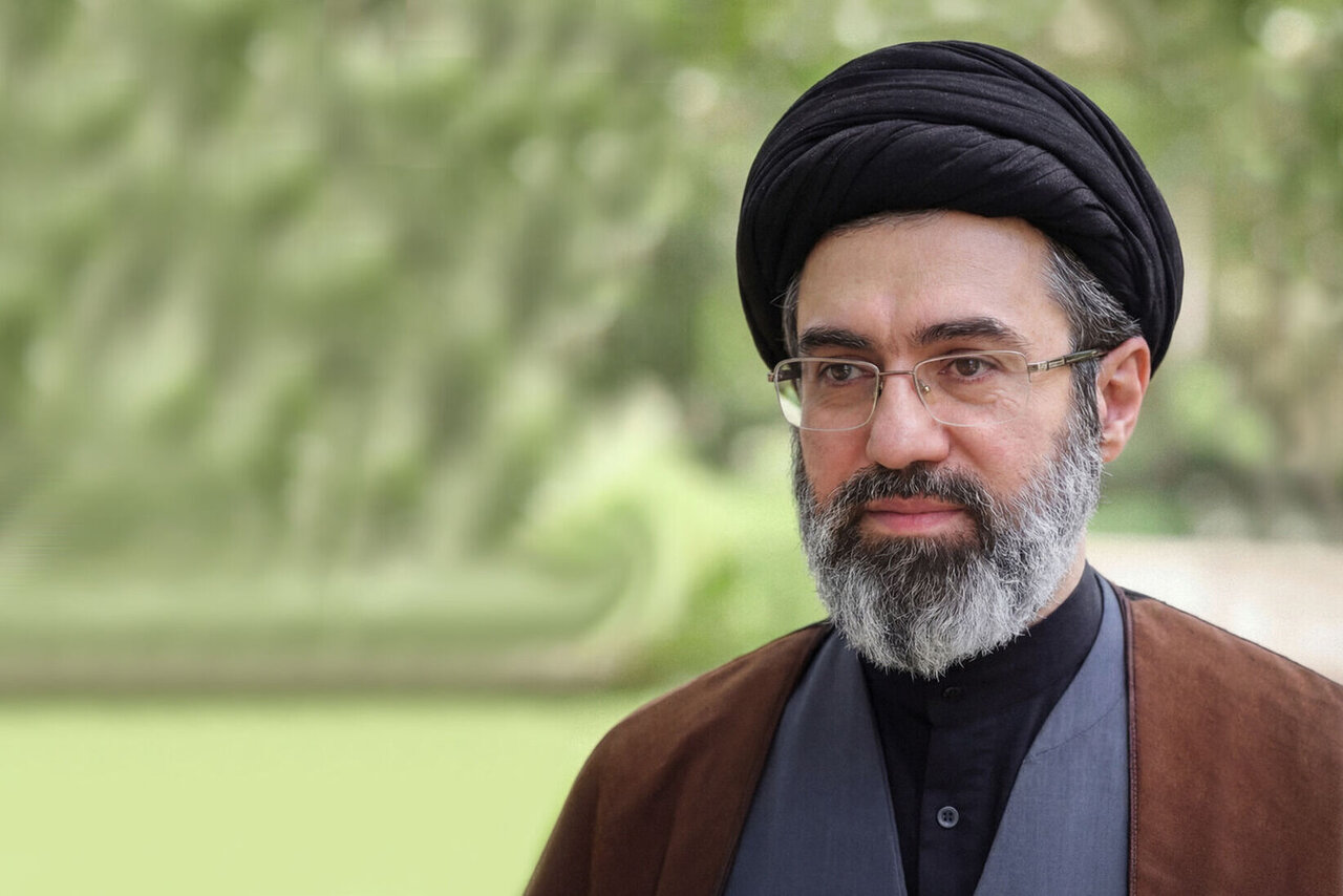 پیام رهبر انقلاب درباره گشودن جبهههای جدید علیه دشمن