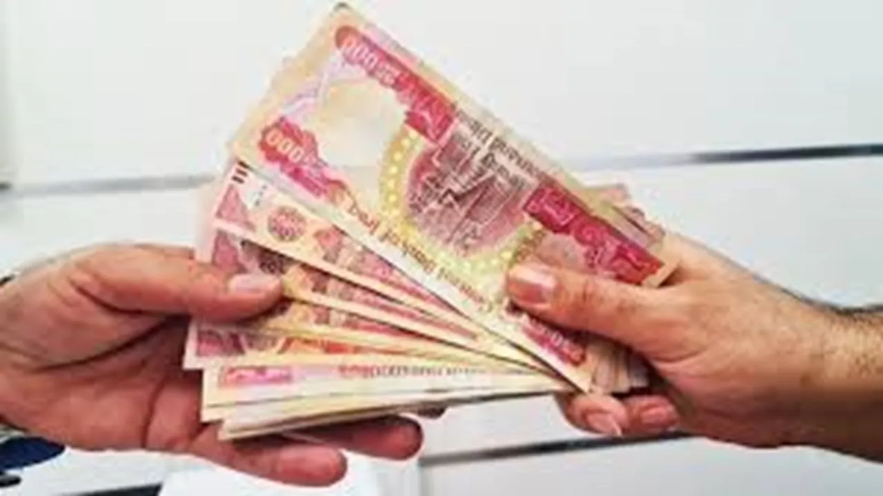 کشف ۵۳۵۰ دینار جعلی از باند کلاهبرداری