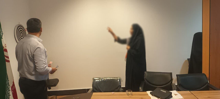 برگزاری مسابقه دارت برای زنان سرپرست خانوار فامنین