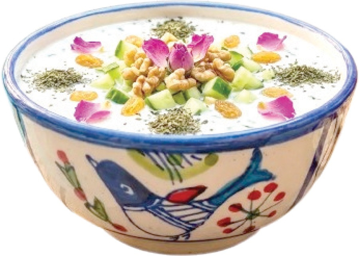 آب دوغ خیار؛ نوشیدنی خنک تابستانی