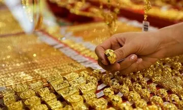 نوسان قیمت جهانی طلا؛ کاهش نرخ اونس در بازارهای بینالمللی