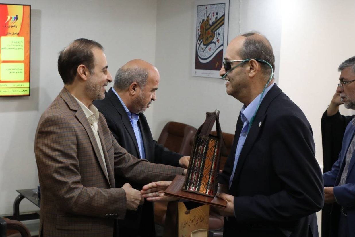 معاون صدا: ایثارگران سرمایه رسانه ملی هستند