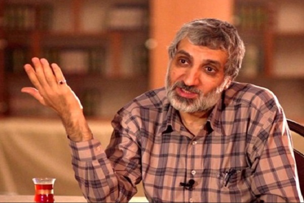 جامعه‌شناس: شهادت امام خمینی (ره) باعث اسطوره‌شدن ایشان شد