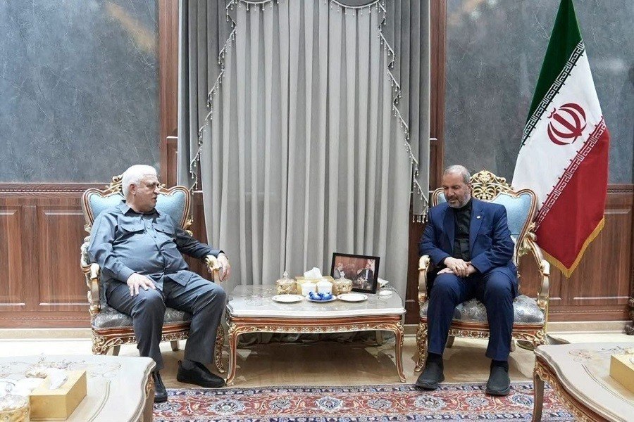 رئیس حشد شعبی با سفیر ایران دیدار کرد؛ تسلیت شهادت مستشاران
