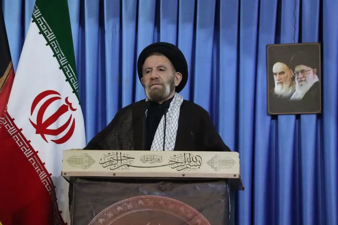 نماینده ولی فقیه: دشمن سناریوی «جنگ و مذاکره» را دنبال میکند
