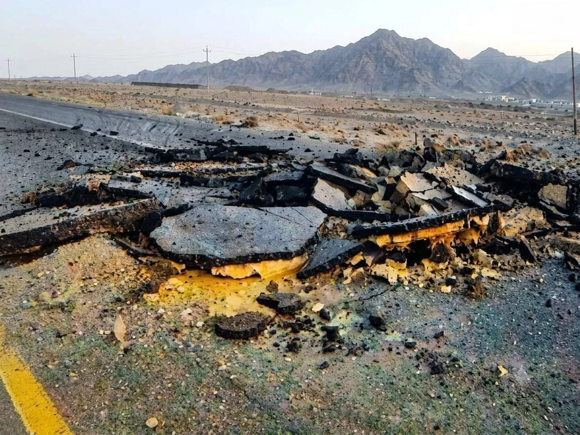 آسیب به جاده ترانزیتی زاهدان-خاش بر اثر اقدام خرابکارانه