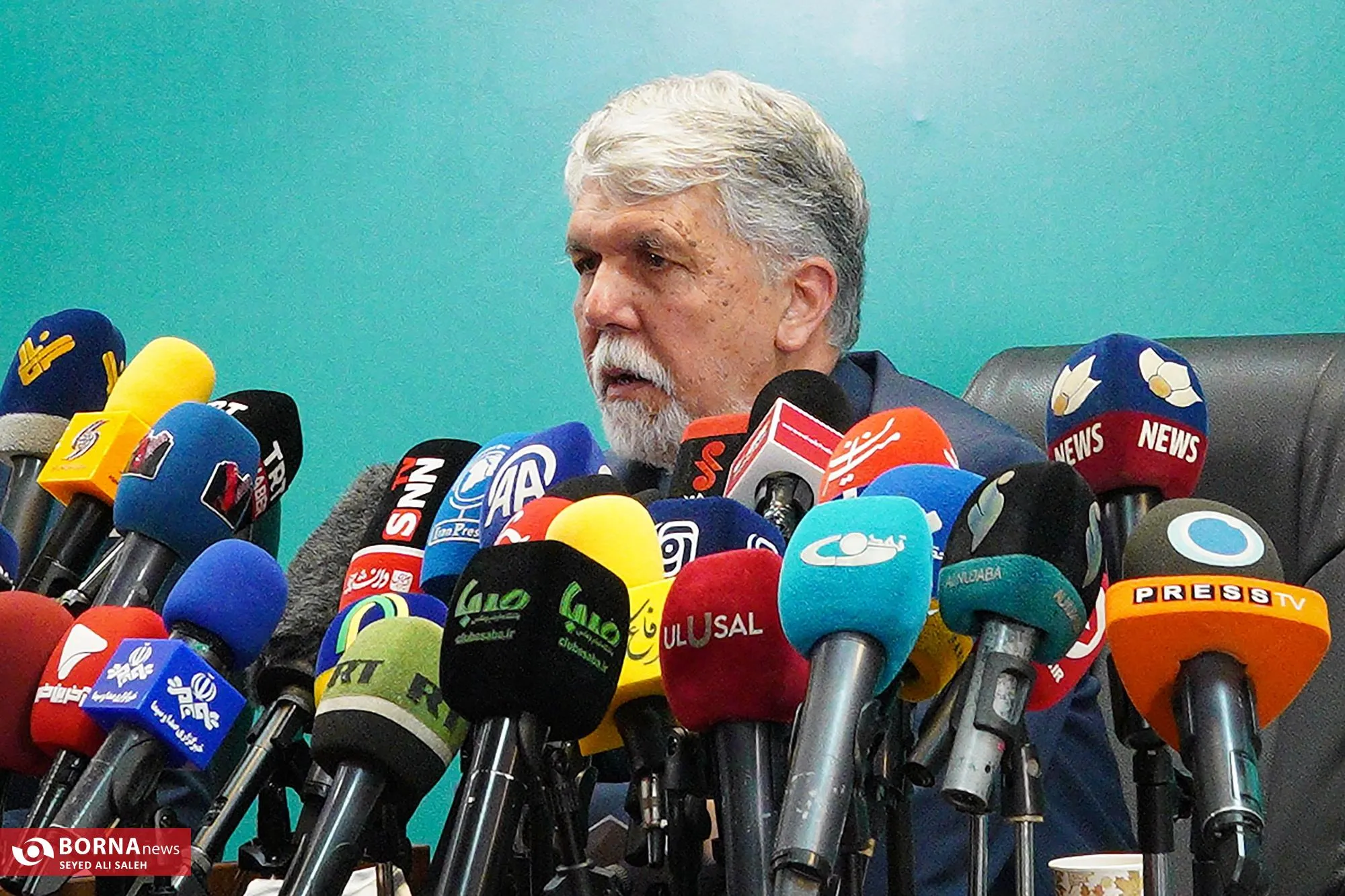 وزیر فرهنگ: مقاومت لبنان در تفاهمنامه ایران جای گرفت