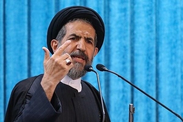 ابوترابیفرد: عاشورا عالیترین نماد مقابله با باطل در تاریخ است