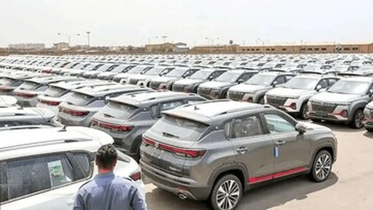 پیش‌فروش خودروهای وارداتی؛ عامل آشفتگی بازار