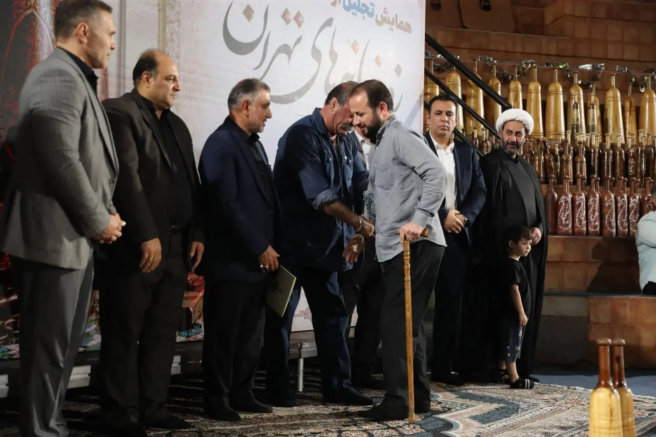 تجلیل از ۴۰ مرشد و ۴۰ مدیر زورخانه تهران/ زورخانه‌های پایتخت به اقلام ورزشی مجهز شدند
