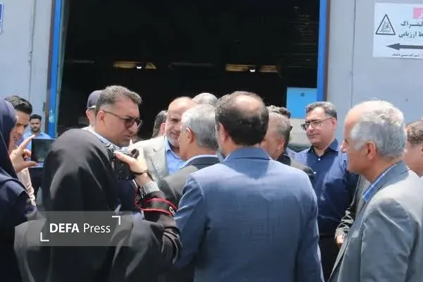 ترخیص بیش از یک میلیون و ۸۰۰ هزار تن کالا و ۱۷ هزار و ۴۰۰ دستگاه خودرو از بنادر و گمرکات استان هرمزگان