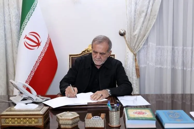 پزشکیان: انسجام و وحدت محور اصلی اطلاع‌رسانی دولت است؛ شبکه روستاها فعال می‌شود