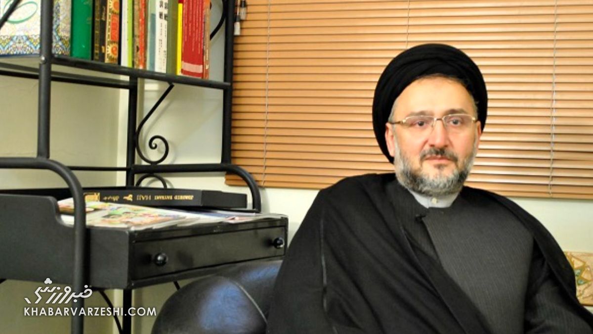 ابطحی: خاتمی و من پرسپولیسی؛ حسن خمینی استقلالی