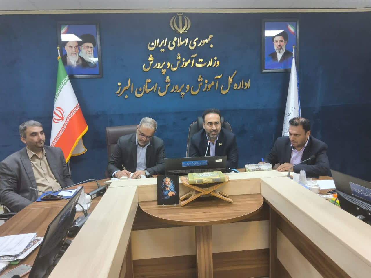 معاون وزیر آموزش و پرورش : دریافت وجه اجباری از خانواده‌ها در مدارس خلاف قانون است