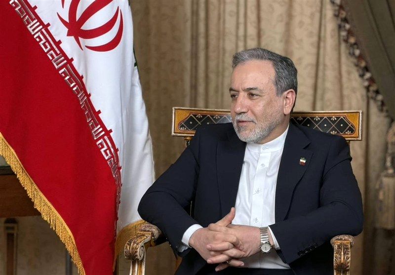 عراقچی: ادعای غیرعمدی بودن حمله اوکراین به کشتی ایران پذیرفتنی نیست