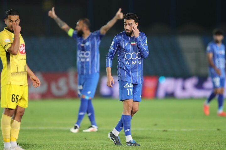 فدراسیون فوتبال: بحث قهرمانی استقلال مطرح نشده