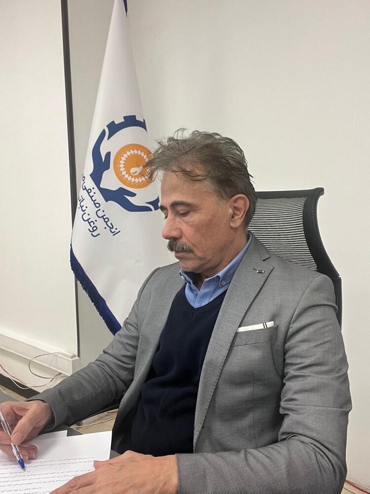 کاهش واردات روغن خام؛ طلب یک میلیارد یورویی واردکنندگان