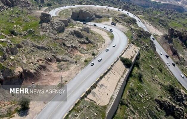 تردد بین استانی در محورهای بوشهر: کاهش ۱۰ درصدی در تیرماه