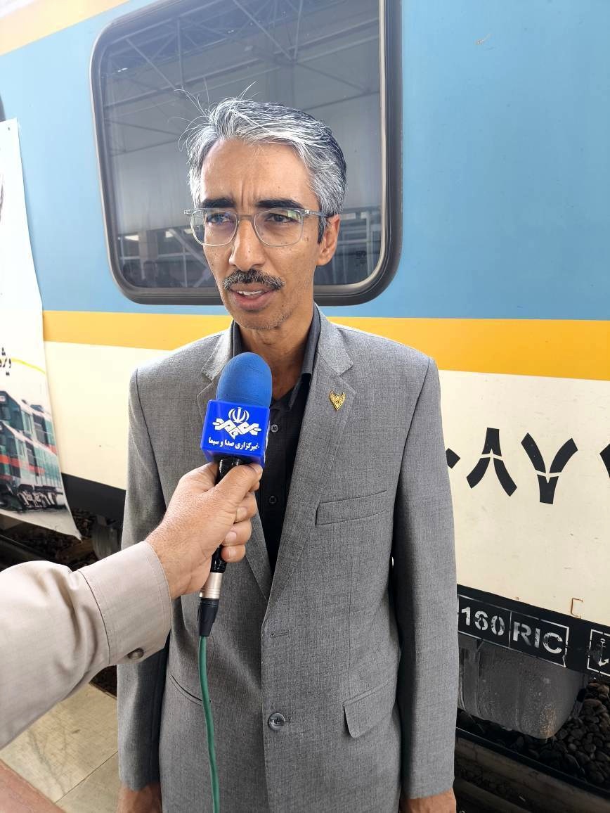 قطار فوق‌العاده زائران اربعین در زاهدان فعال شد