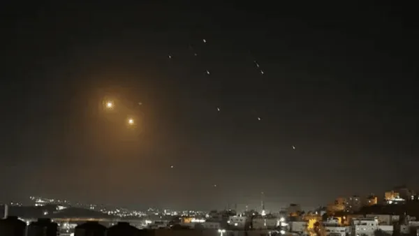 گزارشها از حملات موشکی به اهداف نظامی در اردن و قطر