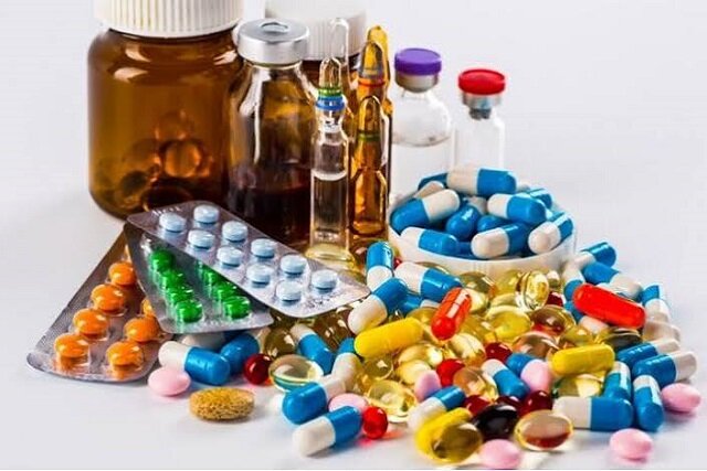 نقش و چالشهای داروسازان در نظام سلامت