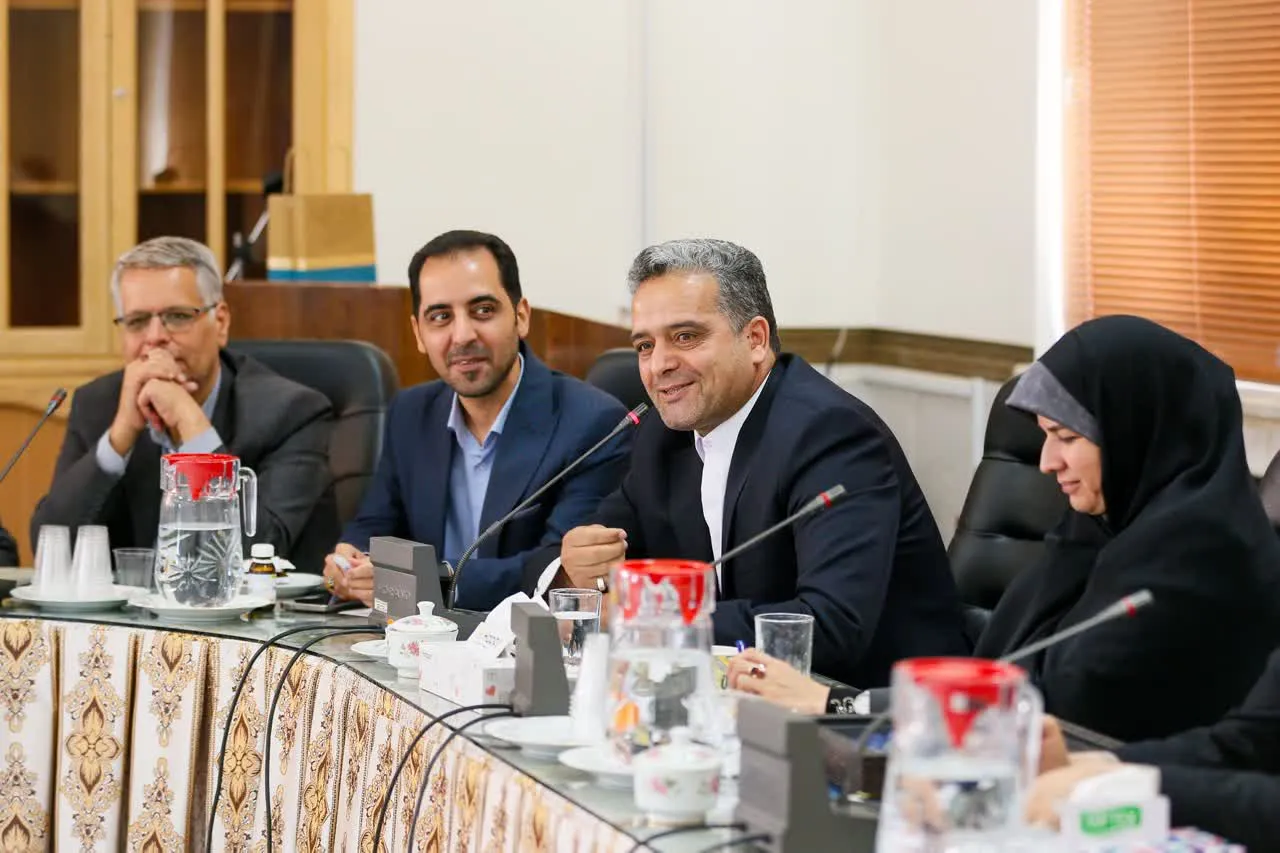 توسعه نایین در گرو مشارکت مردمی و همدلی مدیران