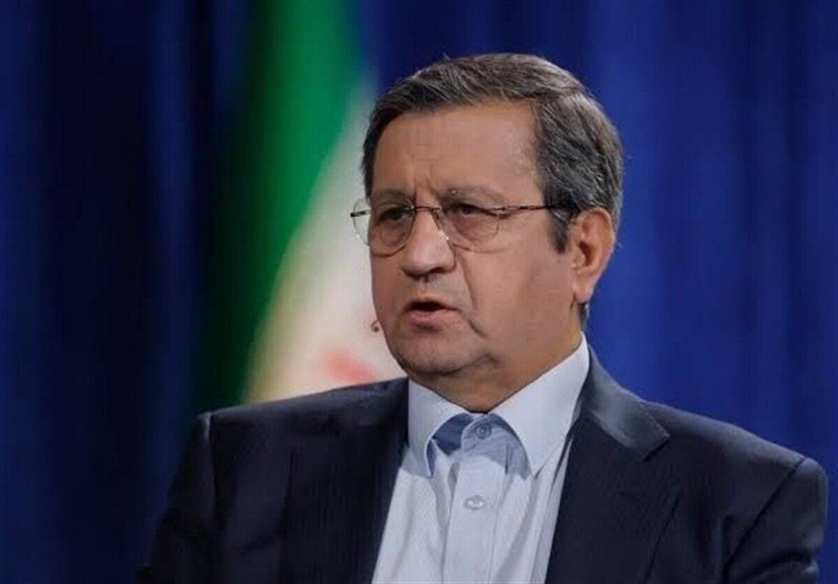 همتی: بانک مرکزی برنامه ای برای تغییر نرخ سود بانکی ندارد