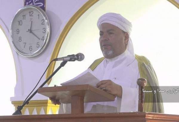 امام جمعه اهل سنت کیش بر وحدت مسلمانان تاکید کرد