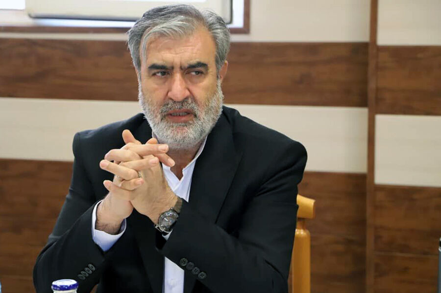 ابراهیم عزیزی: هرگونه تجاوز آمریکا با پاسخی ویرانگر مواجه میشود