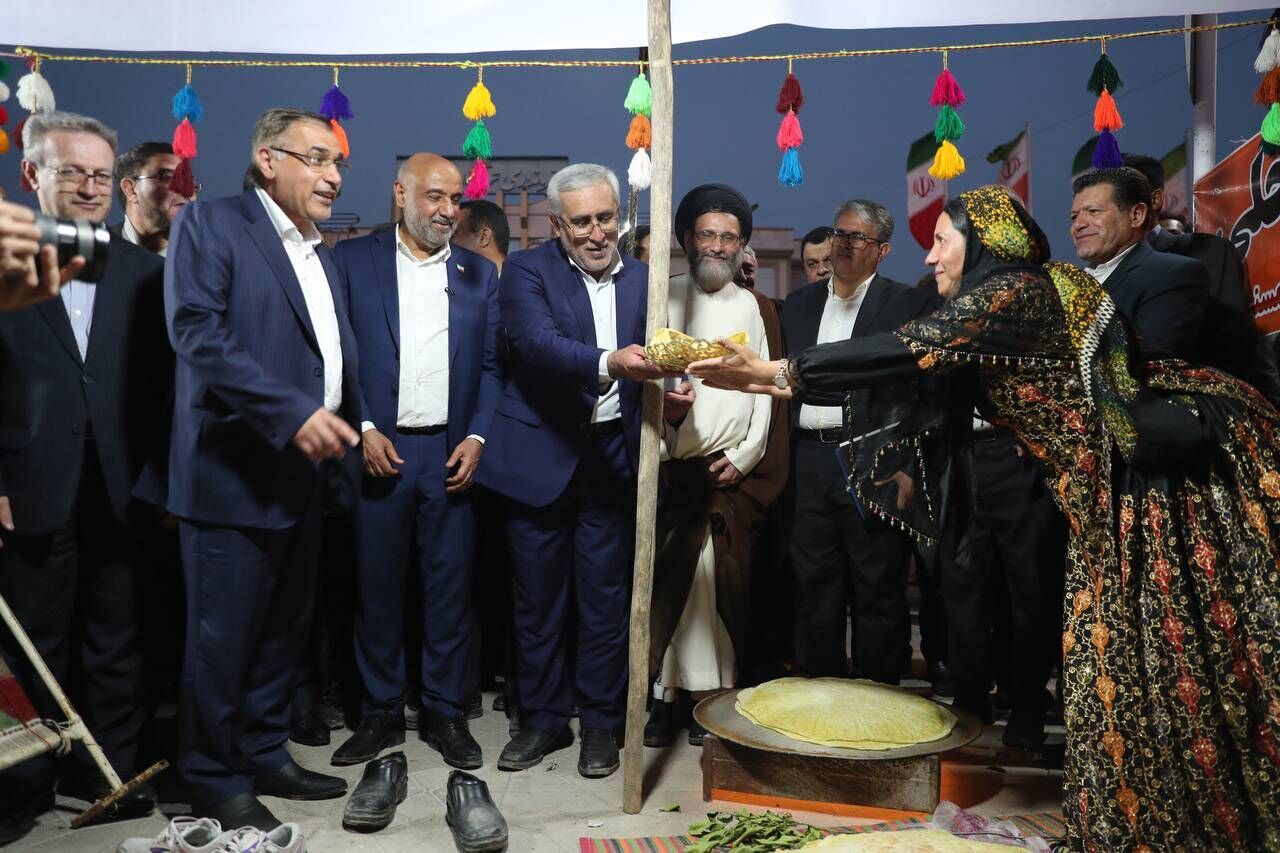 سلام رئیسجمهور به عشایر فارس در سفر وزیر تعاون