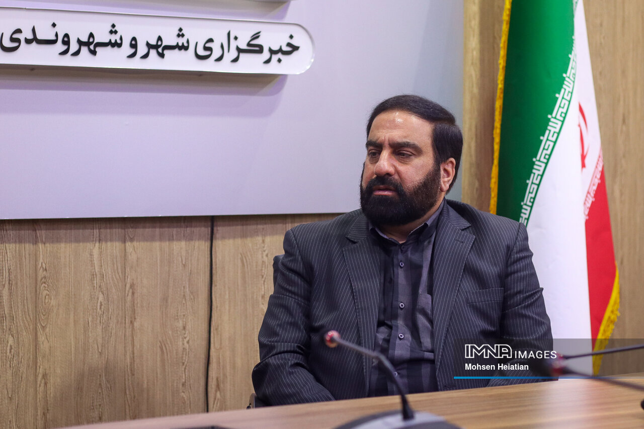پیشرفت 70 درصدی ساماندهی پیادهروهای پارک ۲۲ بهمن اصفهان
