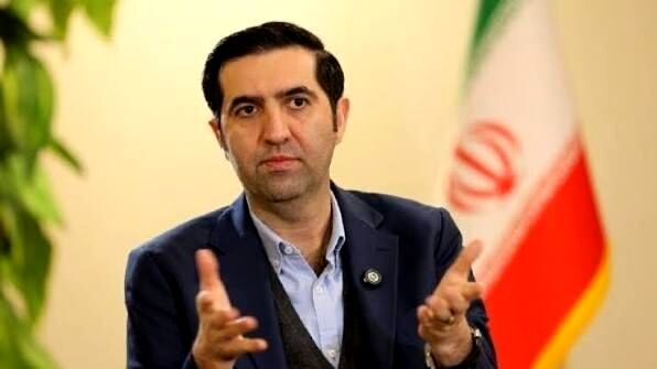 آجرلو: تفاهم عمان به معنای بازگشایی تنگه نیست