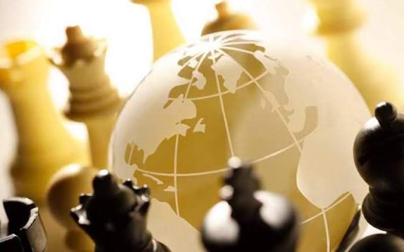 دولت چهاردهم در بحران‌های همزمان با دو سال فعالیت