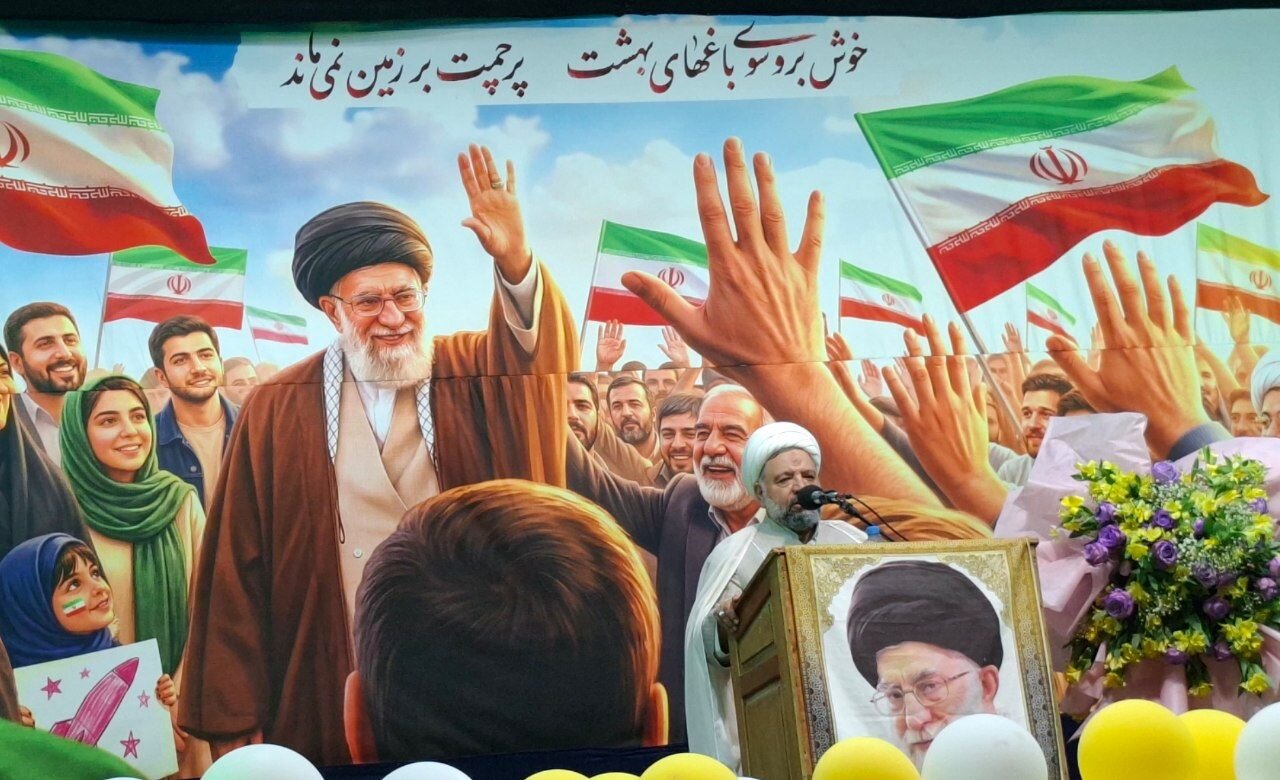 فرازینیا: مدیران اقتصادی و فرهنگی باید با روحیه جهادی وارد میدان شوند