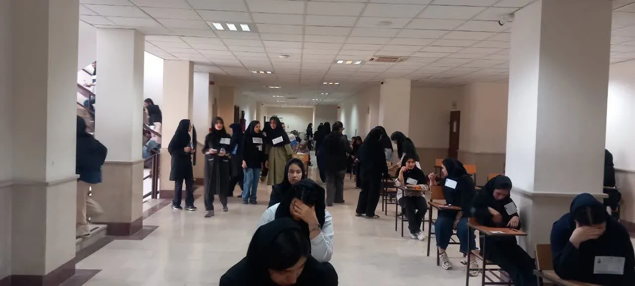 آزمونهای سراسری در پردیس دانشگاه آزاد اسلامی آغاز شد