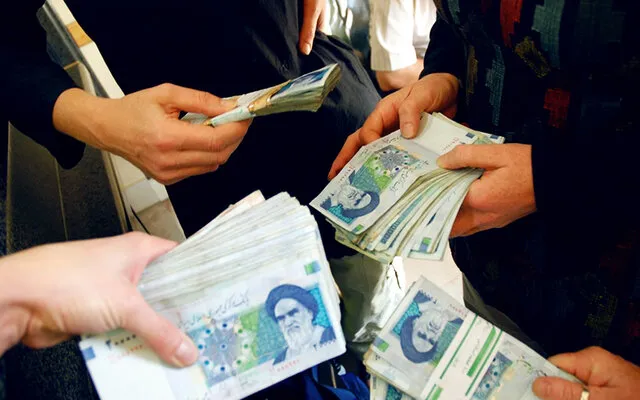 کاهش 15 درصدی کارکنان دولت و اصلاح حقوق بازنشستگان؛ آخرین جزئیات استخدام و دستمزد