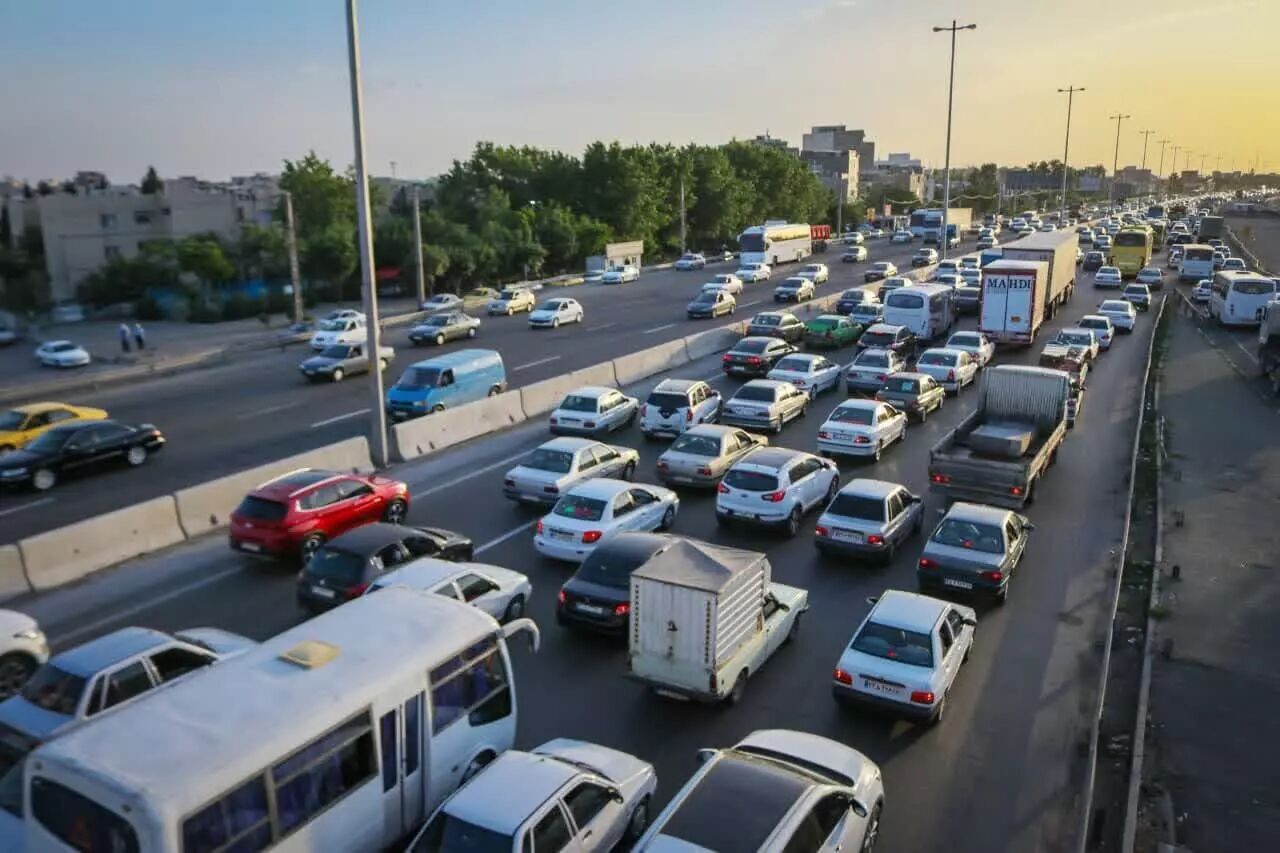 ترافیک سنگین در محورهای مازندران؛ کندوان یکطرفه شد