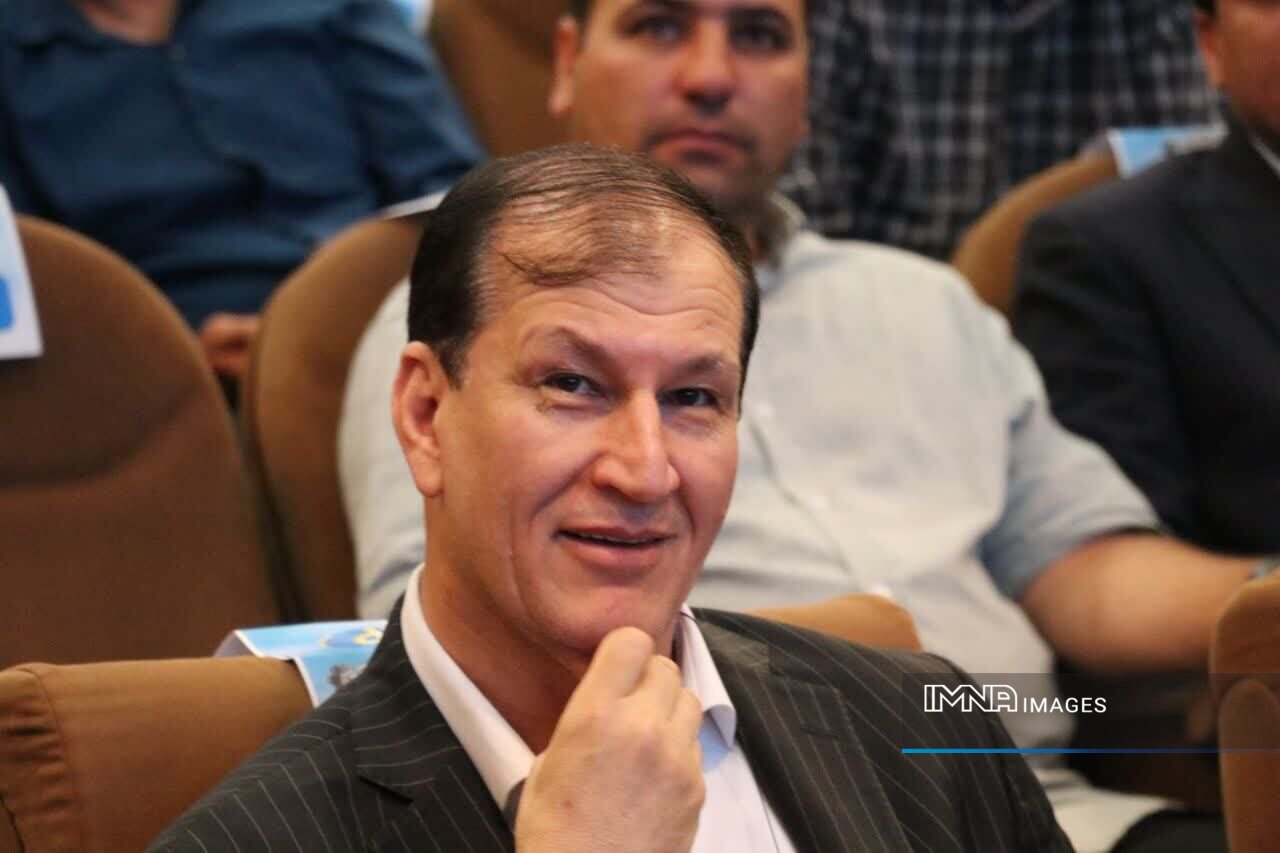 390 میلیون دلار ارزآوری گلخانه‌ها برای کشور