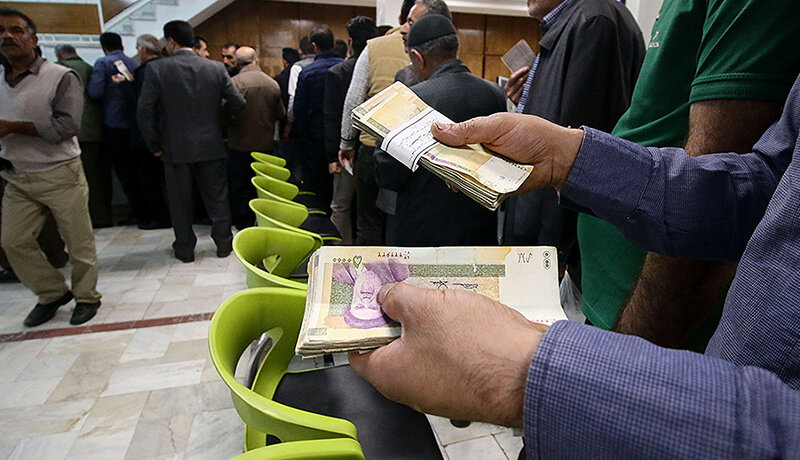 نرخ تورم ماهانه ایران تا تیر؛ ابرتورم چیست و چگونه تعریف میشود؟