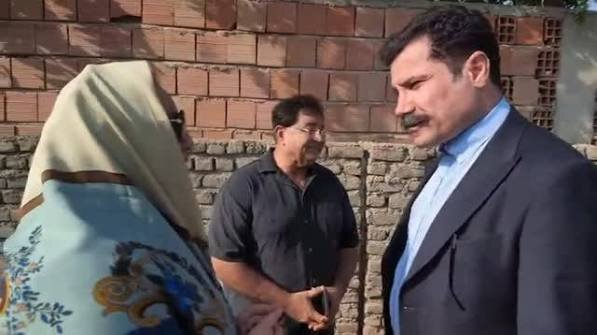 تقدیر روحانی از خانواده سردار آزمون
