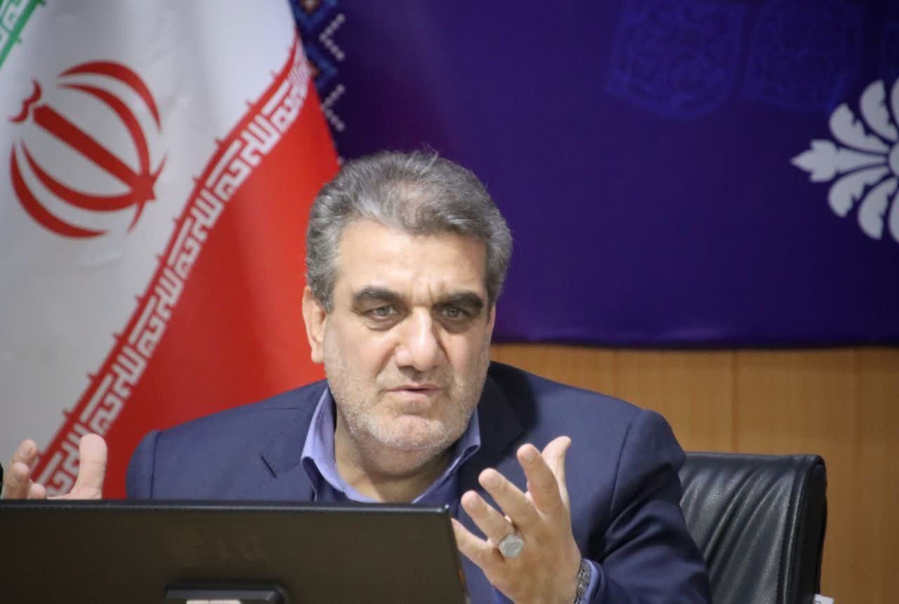 استاندار سمنان: توسعه انرژی خورشیدی به یکهزار مگاوات تا پایان سال
