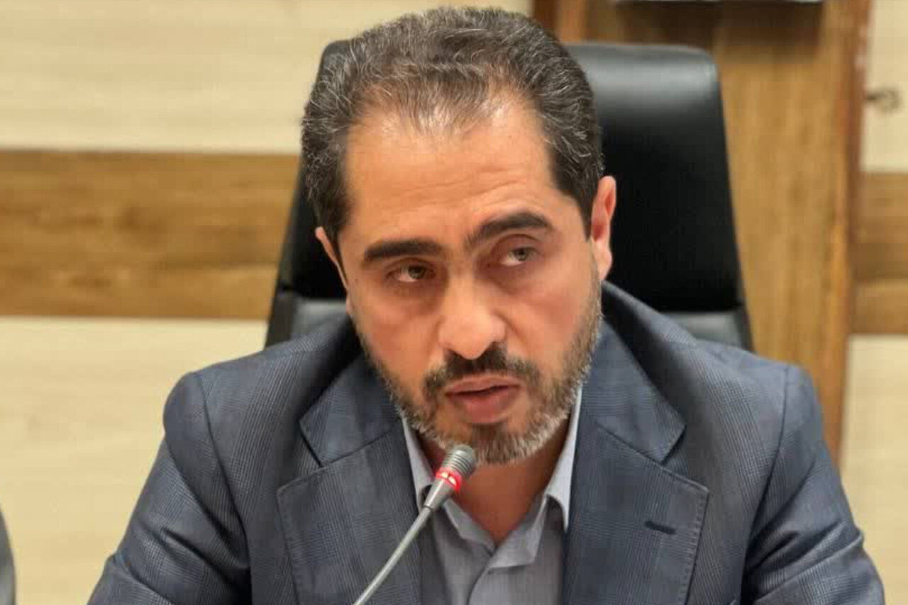 فرماندار رودبار: دولت در شرایط سخت اقتصادی پای کار مردم است