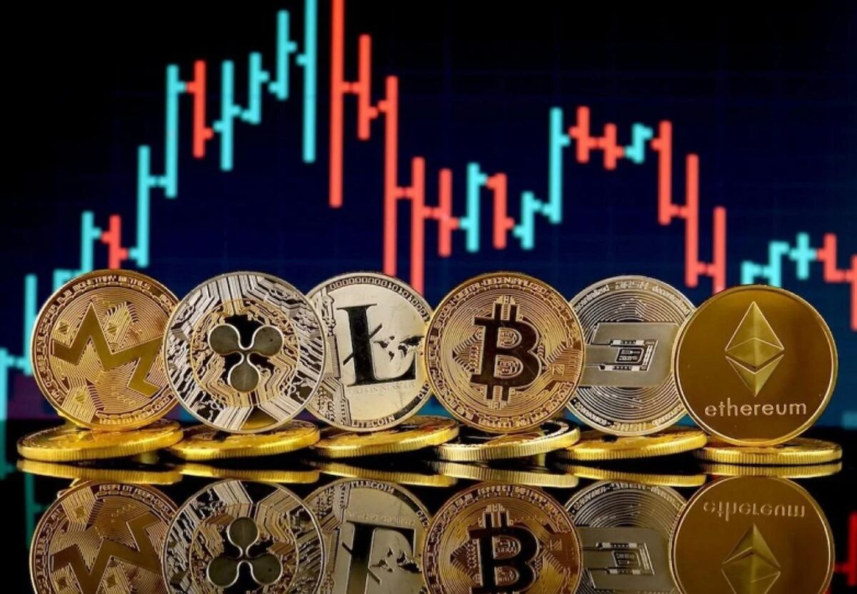 نگاهی به قیمت بیتکوین و اتریوم و سولانا امروز چهارشنبه 14 مرداد 1405