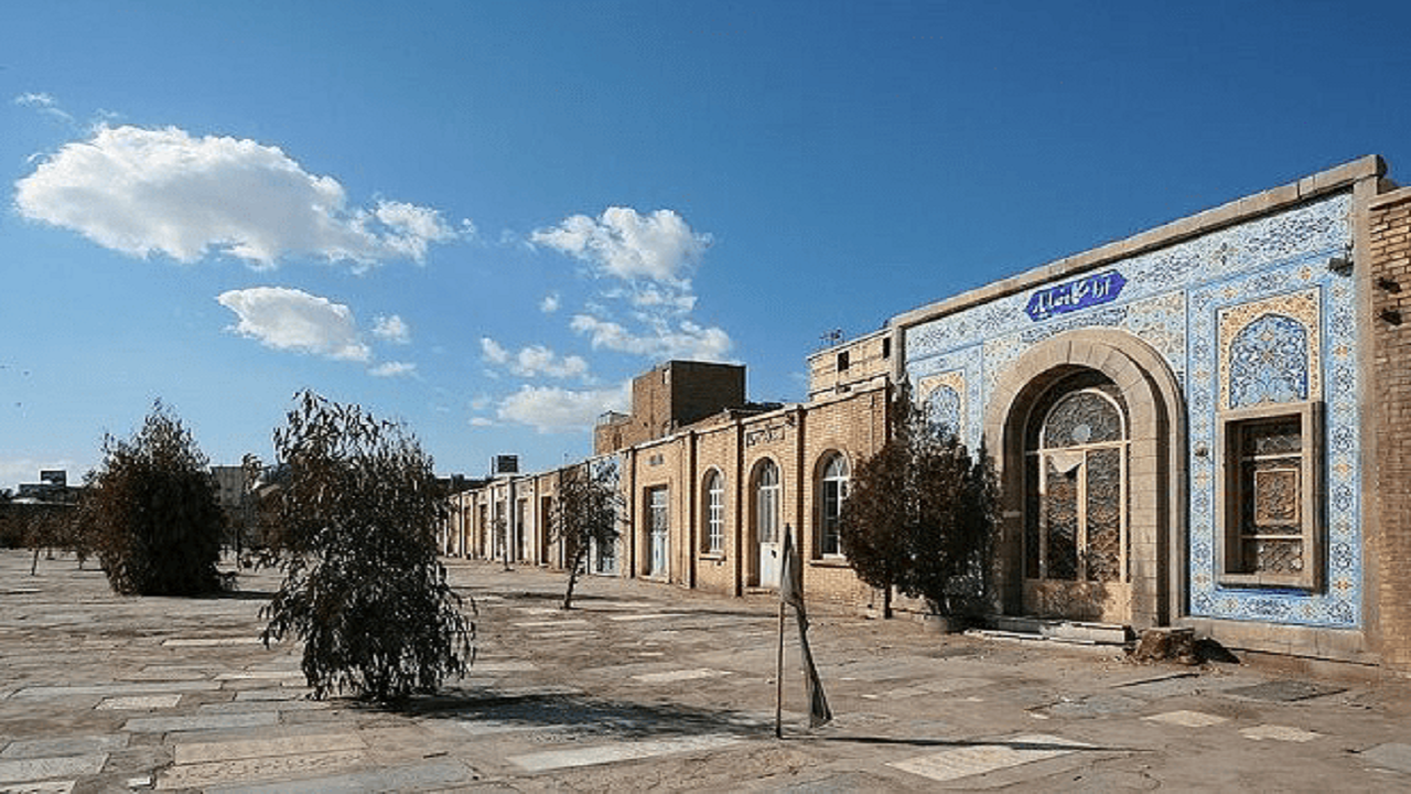 5 اقدام برای تبدیل آرامستان نو قم به باغ مزار؛ احیای 400 شخصیت تاریخی
