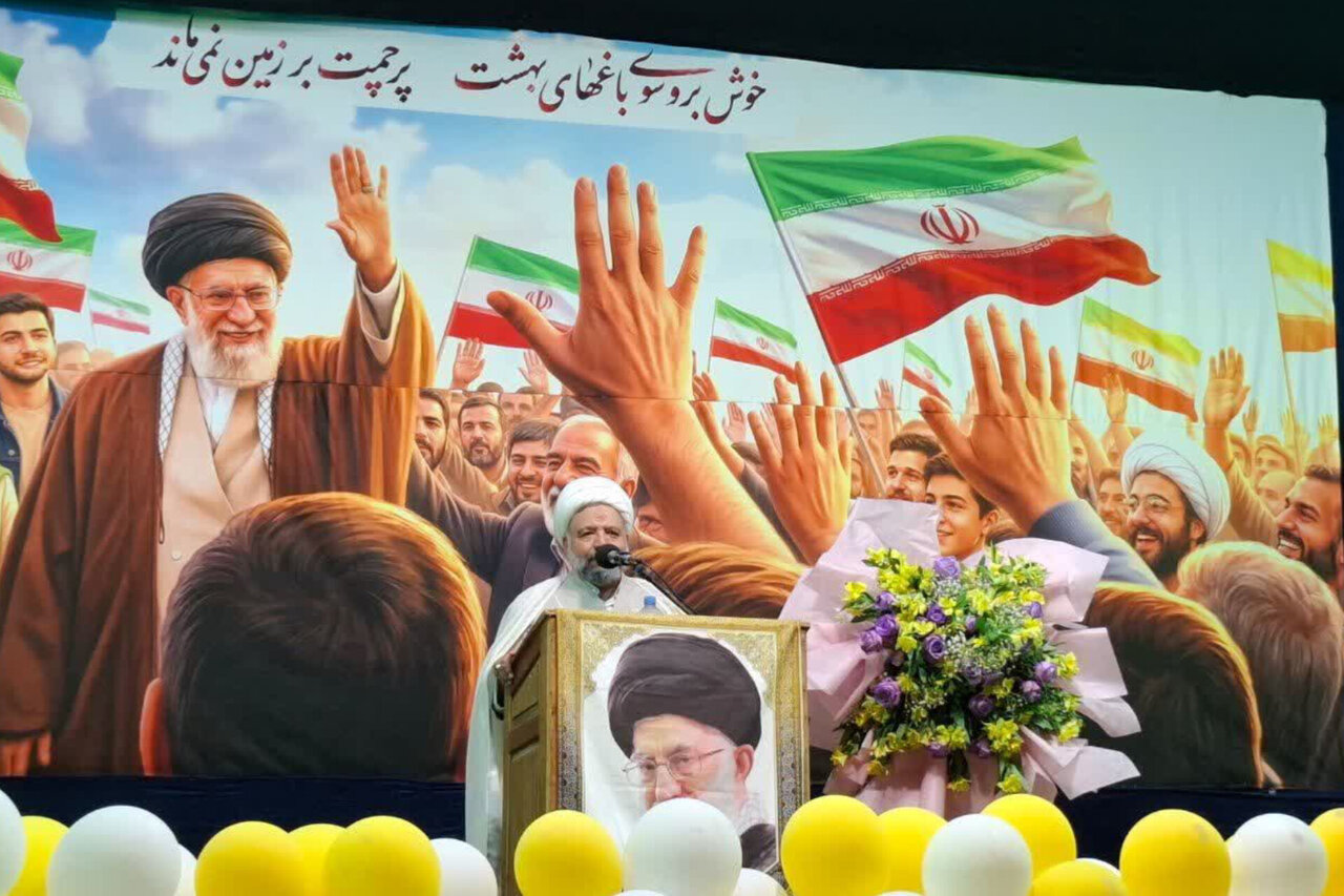 فرازینیا: مدیران اقتصادی باید با روحیه جهادی وارد میدان شوند