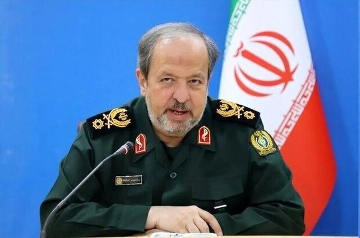 سرپرست وزارت دفاع: دشمن توان دفاعی ایران را در نبرد فهمید