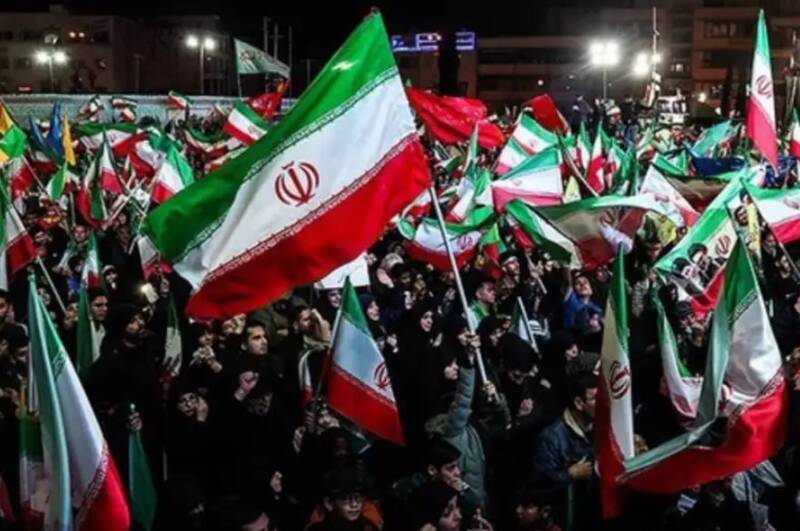 پرسش دربارهی امنیت ایران و فیلمهای مرتبط