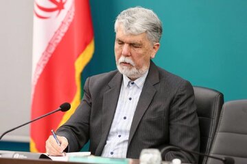 مقامات: ریشهیابی خبرهای کذب و برخورد با عاملان نشر اکاذیب در فضای مجازی