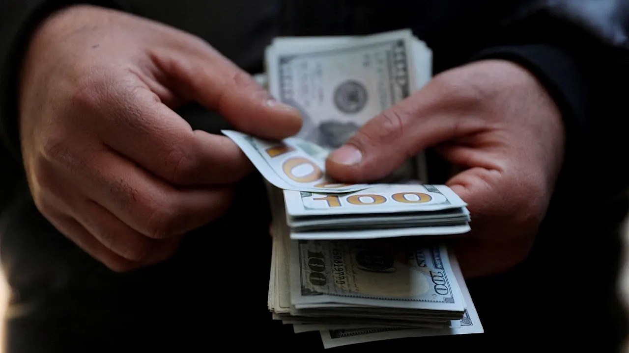 رقم واقعی تخلف در بازگشت ارز صادراتی 81 میلیارد دلار است