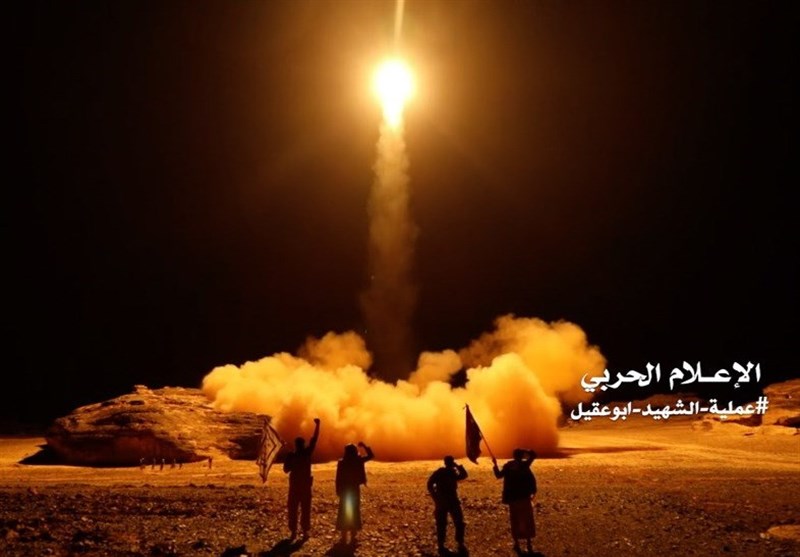 حمله موشکی نیروهای یمنی به مواضع مزدوران ریاض و ساقط شدن پهپاد عربستان